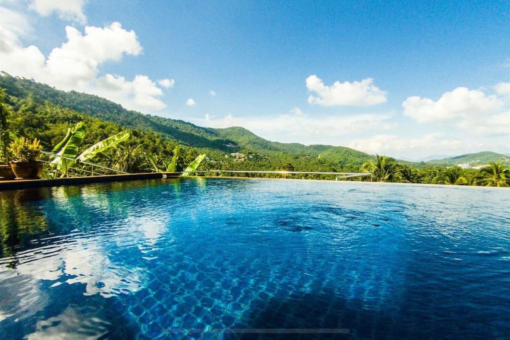 Baan Chaweng Hill Samui छुट्टी का घर